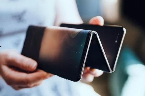 华为三折叠手机2025最新爆料